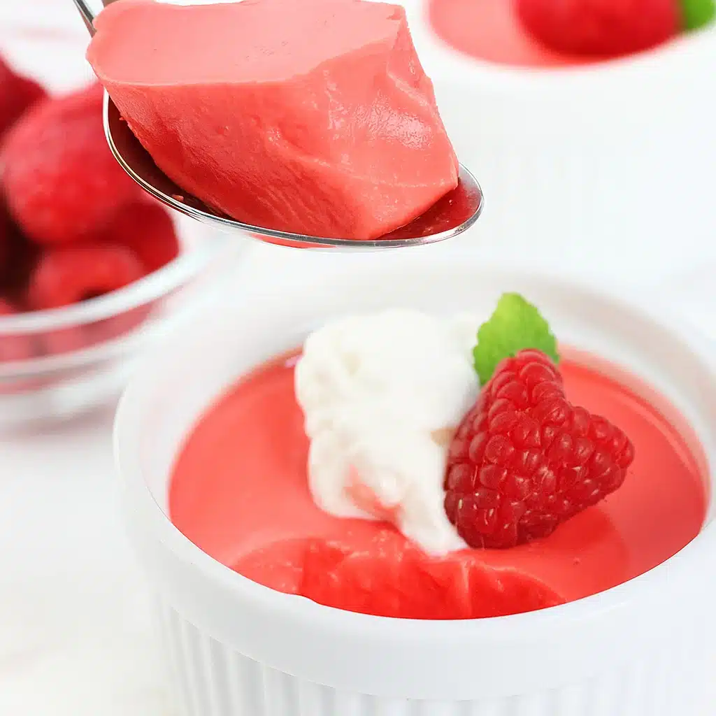 Greek Yogurt and Jello Recipe – A Refreshing Protein-Packed Treat